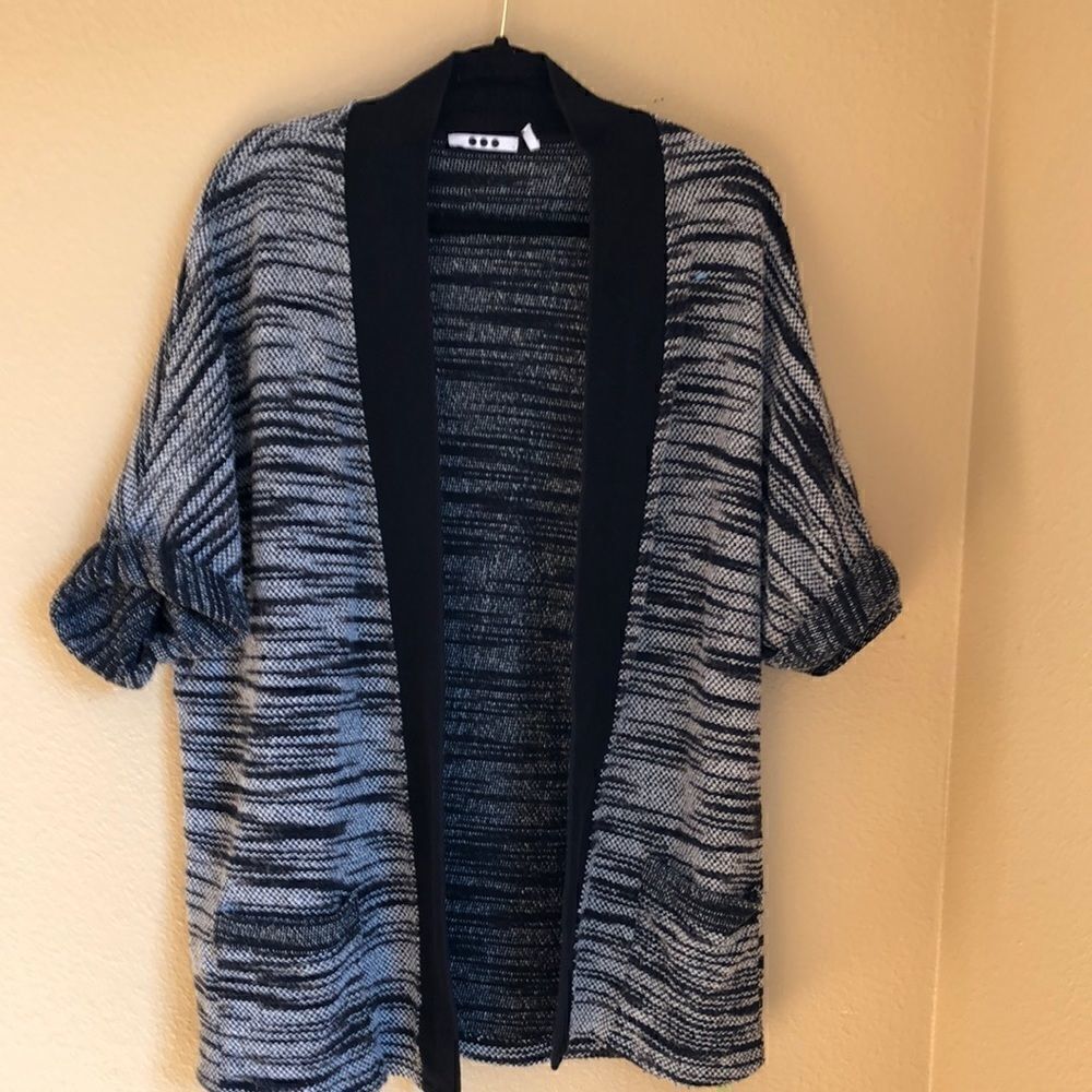 Three Dots sweater full short sleeve black and white variegated nubby knit L